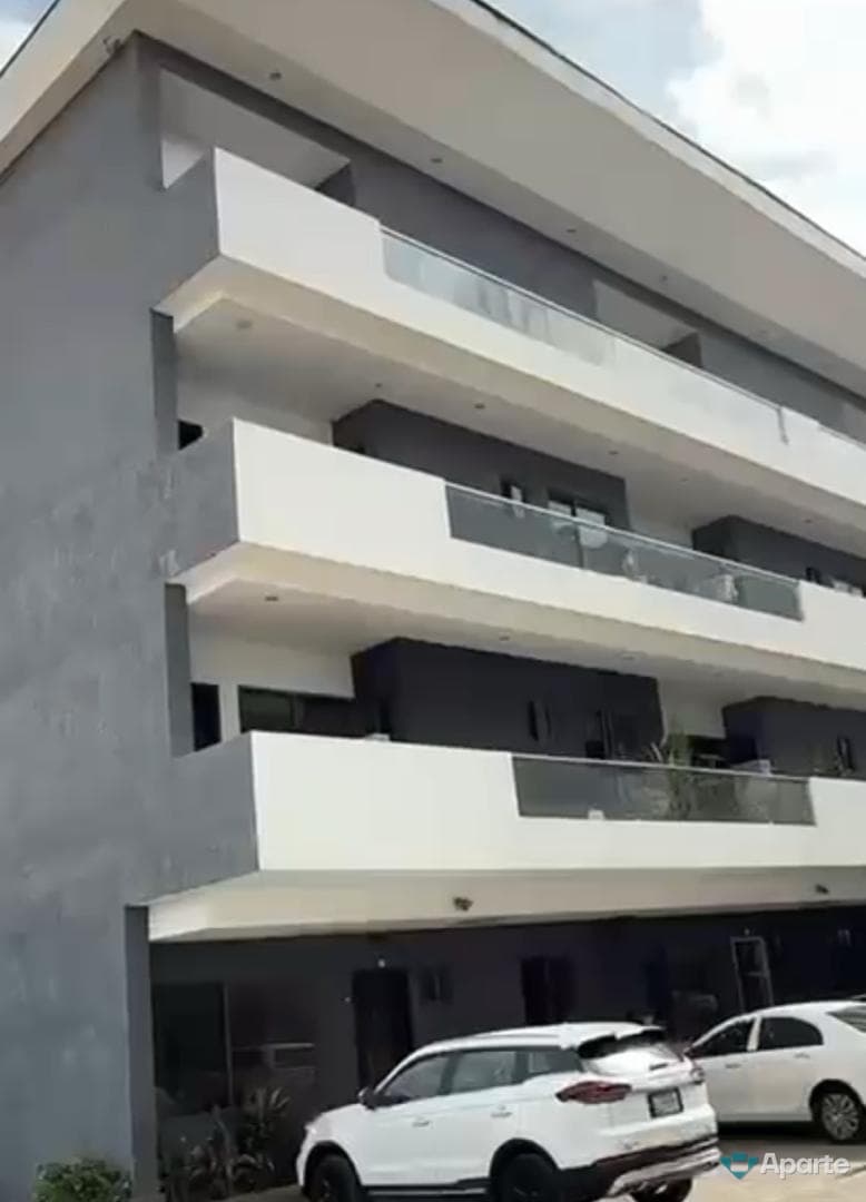 Luxe 3 bed apt (Adam Prescott flat)