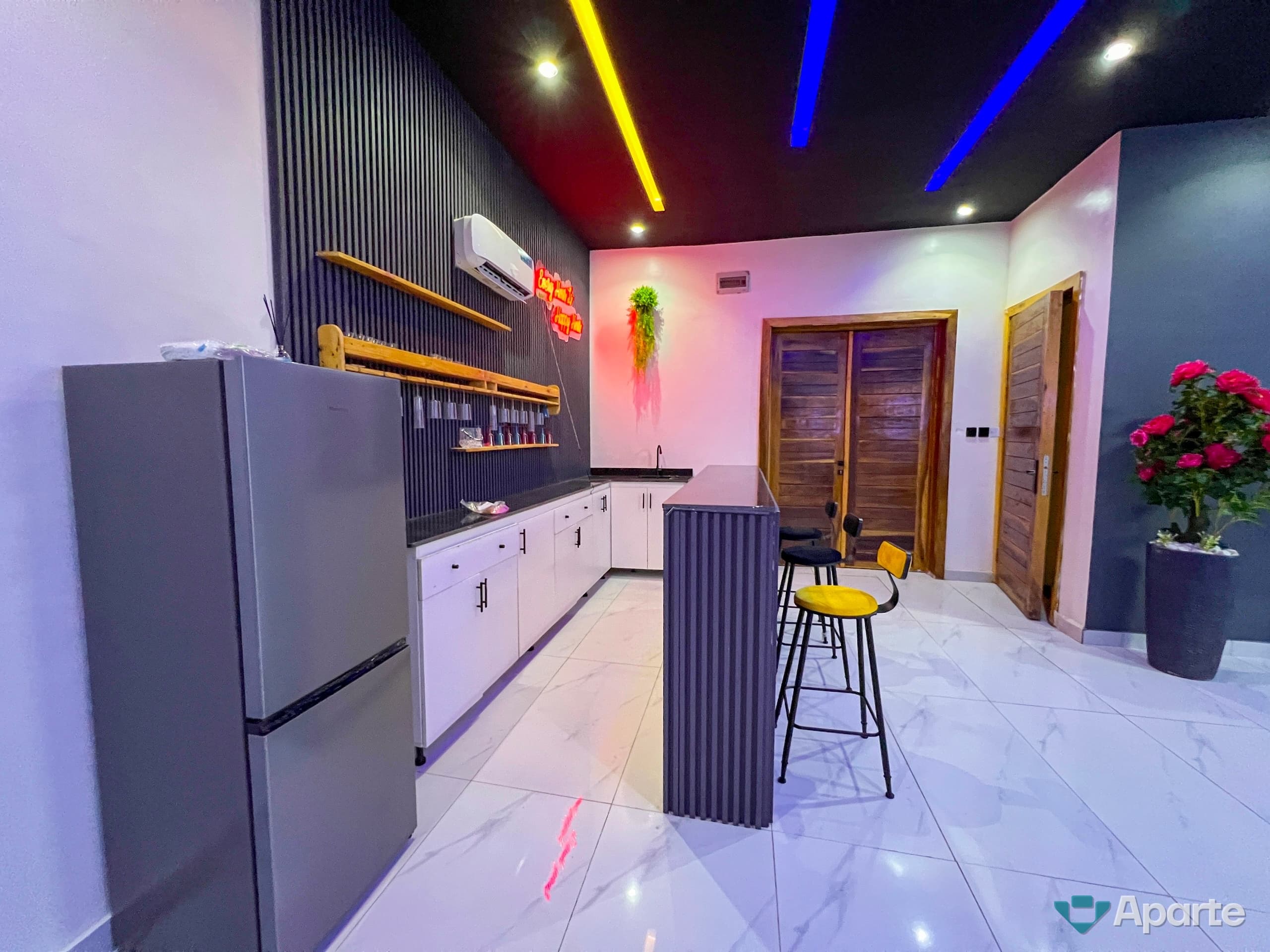 Wash lounge 3bed apt