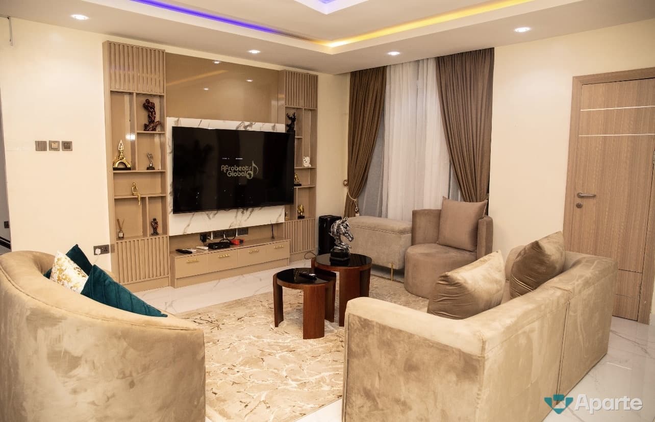 RR 4Bedroom Terrace