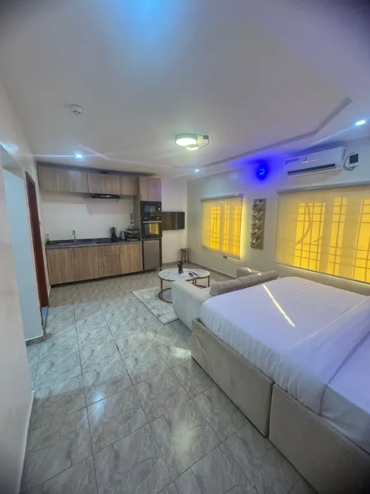 Bateye Apartment(studio /1bedroom)