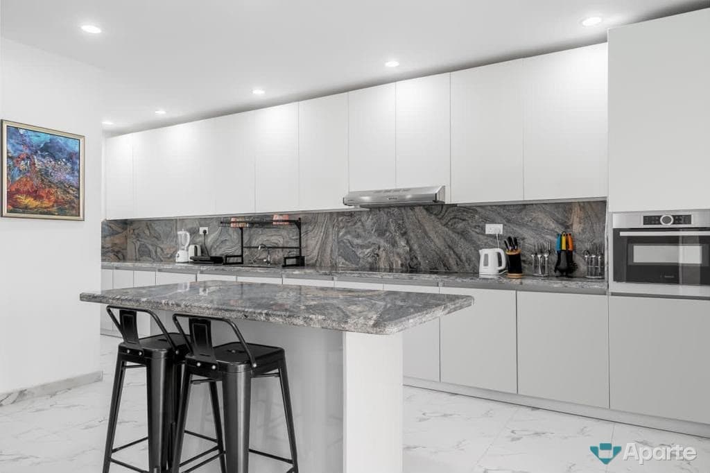 Penthhouse apartment